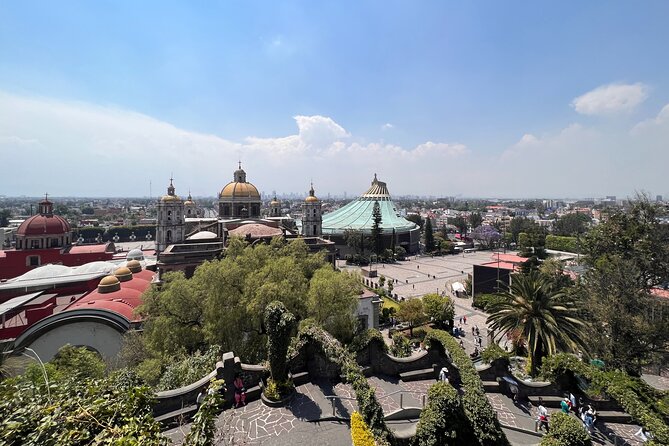 100% private tour in Guadalupe's Basilica with transport - Starting at the Atrio of the Americas