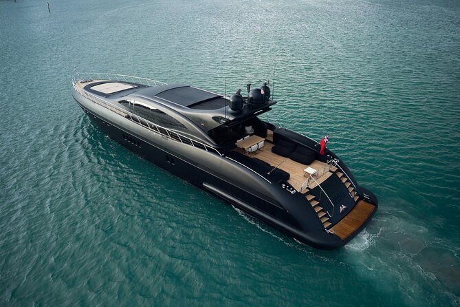 108 ft Neoprene Overmarine Yacht - Water toys for a more active afternoon