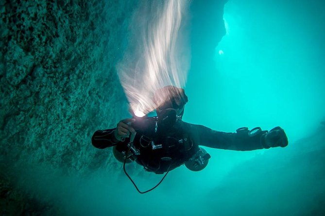 2 cenote divings (including one deep diving) for advanced divers in Tulum - Why The Pit is the right first cenote