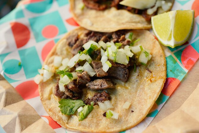 3-Hour Night Tacos and Mezcal Crawl in Mexico with Guide - The guide makes the difference