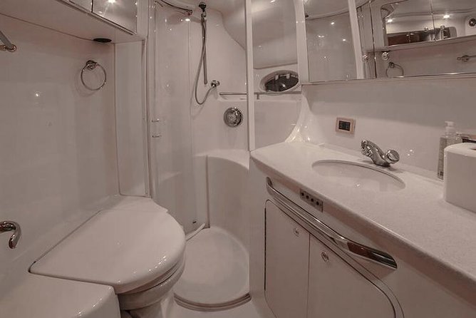 3 Hour Xpu-Ha - 51' Sea Ray Tulum, Playa del Carmen, Riviera Maya - Anchoring at Xpu-Ha for water time