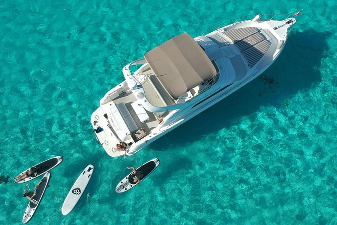 3 Hour Xpu-Ha - 51' Sea Ray Tulum, Playa del Carmen, Riviera Maya - Cruising toward Xpu-Ha with lunch and music