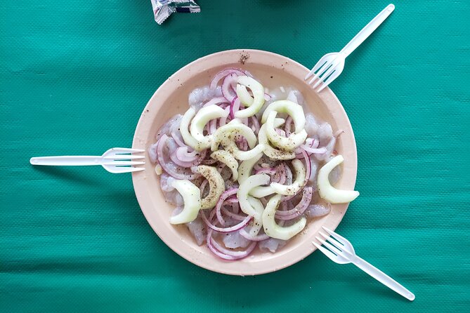 3 Hours of Guided La Paz Street Food Tour - Velasco Garden adds a quiet public square