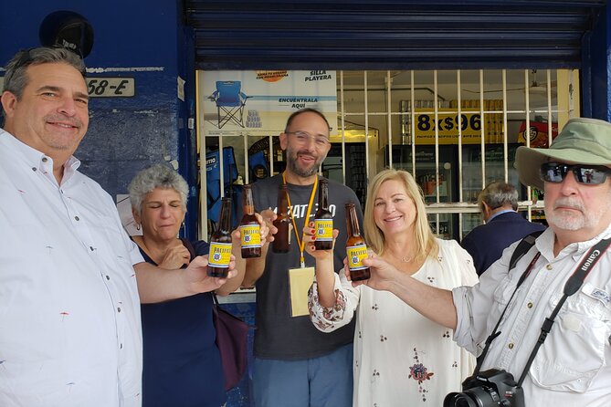 3 Hours of Guided La Paz Street Food Tour - Empanadas and burritos at Café D’ Pasada