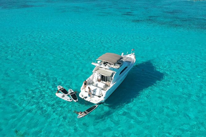 4 Hour - 51' Sea Ray, Tulum, Playa del Carmen, Riviera Maya - Lunch that feels like part of the outing