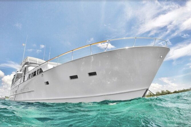 4 Hour - 80' Burger, Tulum, Playa del Carmen, Riviera Maya - What the $2,299 price really buys you
