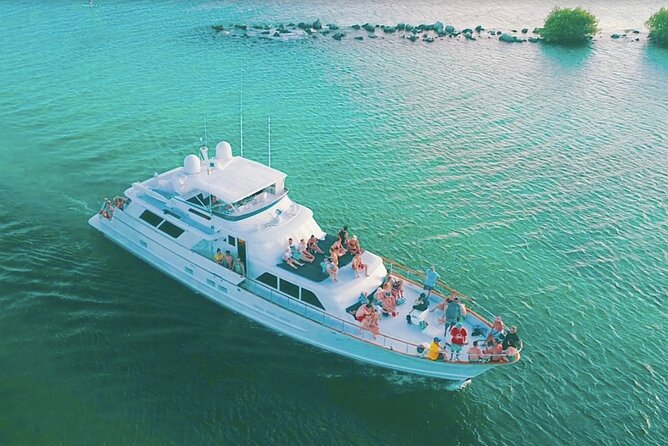 4 Hour - 80' Burger, Tulum, Playa del Carmen, Riviera Maya - Leaving Puerto Aventuras for Inha Reef