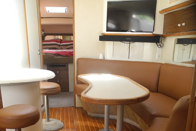 4 hours - Private 48ft Yacht all inclusive in Tulum and Playa del Carmen - The 45-minute return sail