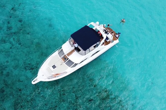 4 hours snorkel & beach tour - Private Yacht 47 ft - Setting out from Puerto Aventuras