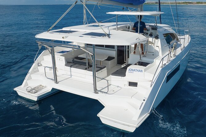 5-Hour 38'Luxury Catamaran All-Inclusive Tulum & Playa del Carmen - Ceviche, guacamole, and a full open bar