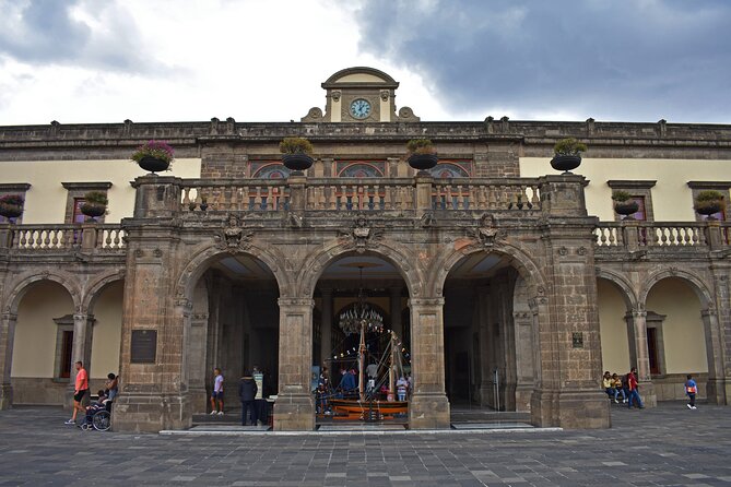 5 Hour Tour through Chapultepec, Anthropology Museum and Castle - What the $61.75 price really buys you