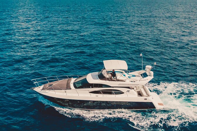 5H private 50' Yacht All-Inclusive from Tulum & Playa del Carmen - How private yacht space feels with different group sizes