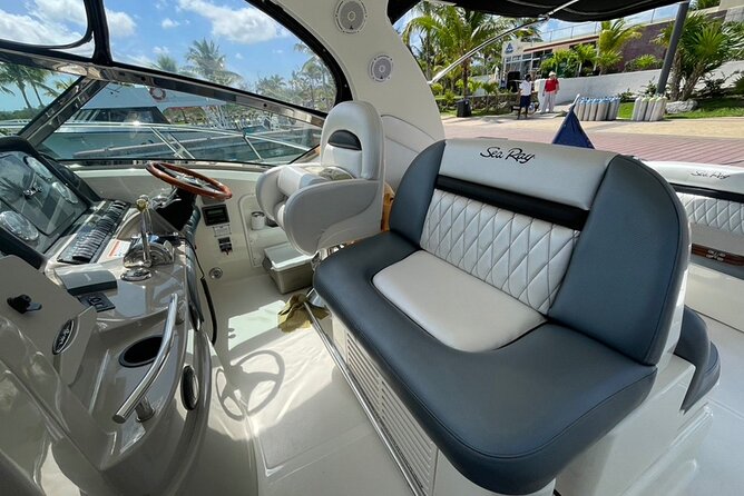 5H Private Lux 40' Yacht All Inclusive - Tulum & Playa del Carmen - Who will enjoy Blue Ray most