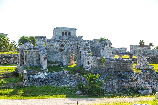 5X1: Tulum and Coba Ruins, Cenote & Mayan Village Full Day Tour - Tulum: Maya ruins above the Caribbean