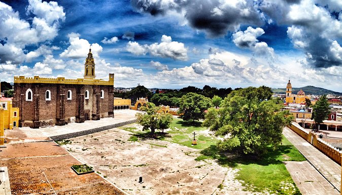 6-Night Best of Central Mexico Tour: Teotihuacan Pyramids, Taxco, Cuernavaca and Puebla from Mexico City - Day 5: Cuernavaca and Taxco, the longest outing