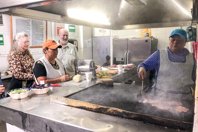 A Night of Tacos and Mezcal in Mexico City - The minivan makes this more than a food crawl