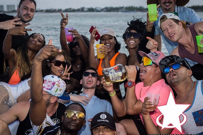Adults Only Hip Hop Sessions Boat Party Cabo San Lucas - Two decks, two different ways to spend the afternoon