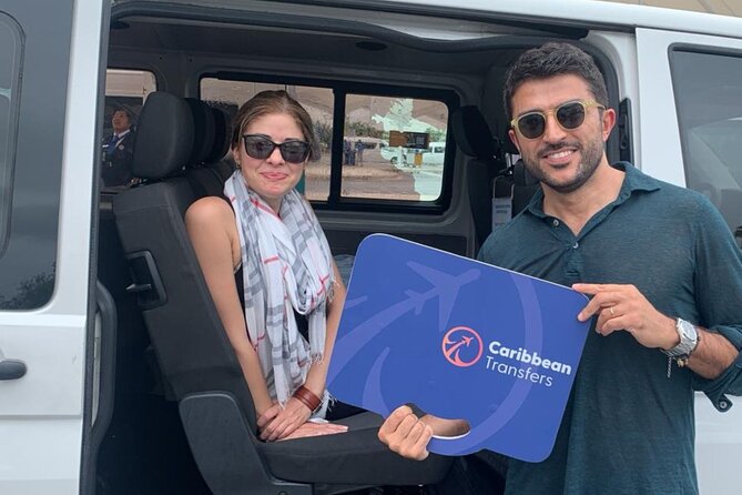 Airport Shuttle to Cancun and Hotel Zone - Key Points at a Glance