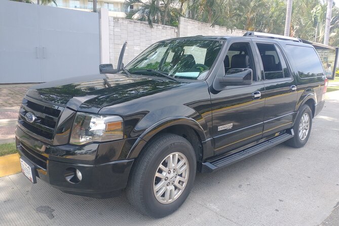 Airport Taxi Service - Meeting your driver inside Alvarez International Airport