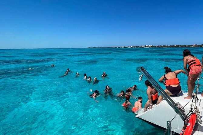 All Inclusive Isla Mujeres Catamaran - Two Hours to Explore Isla Mujeres