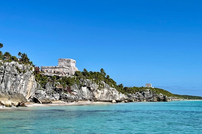 All-Inclusive! Tulum Ruins, Tequila Tasting + Swim in 3 Cenotes in Small Group! - Lunch in Tulum: local food and plenty of it