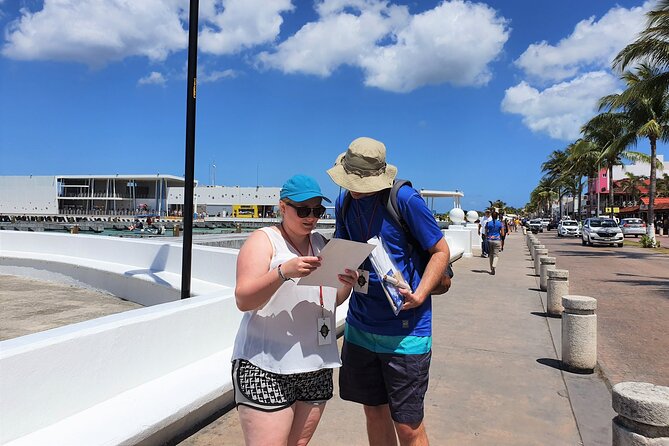 Amazing Cozumel Race: Small-Group Tour and Scavenger Hunt - Solving clues while exploring San Miguel