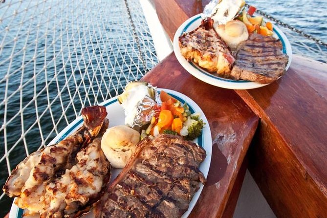 Amazing Romantic Dinner on a Spanish Galeon with Saxophone Music - What the 2.5-hour schedule feels like