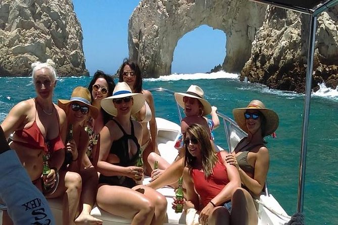 Arch Tour with Amazing Captain in Cabo San Lucas - The captains are part of the experience