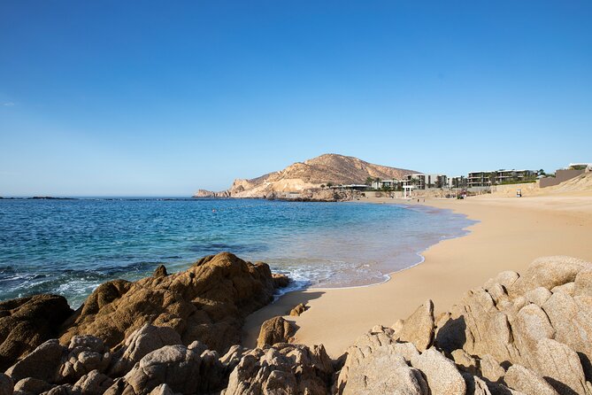 Arch Views & Snorkeling Paradise at Chileno Beach Private tour - A short look at traditional blown glass