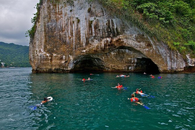 Arcos - Animas - Quimixto. By Grupo Naviero de la Bahìa (Bahia Alegre) - What the $75 price really buys you