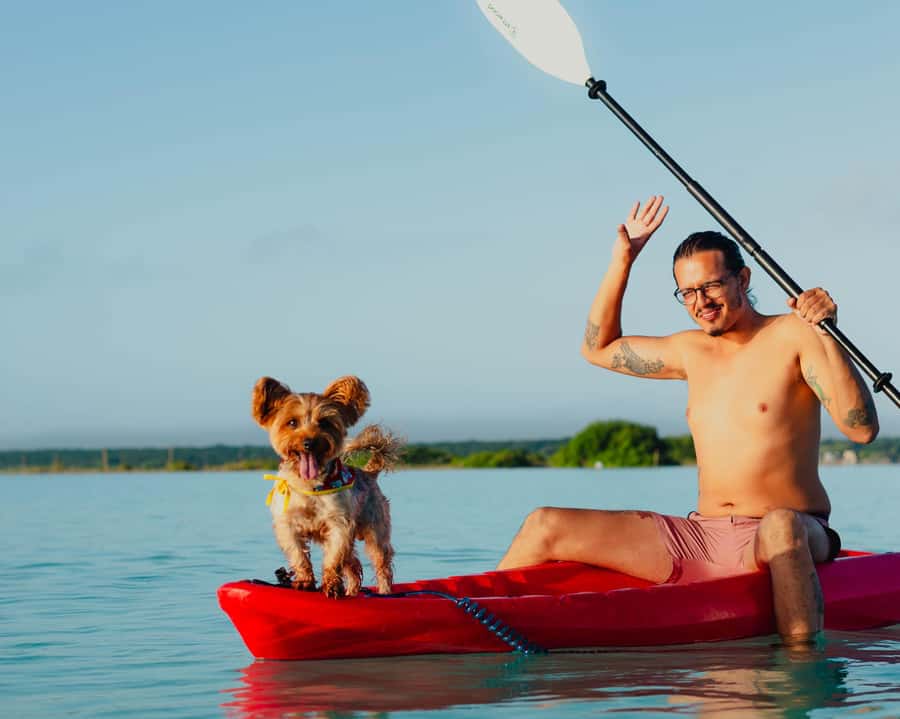 Bacalar at Sunrise: Kayak Adventure with Breakfast & Photos - Breakfast in the middle of the lagoon