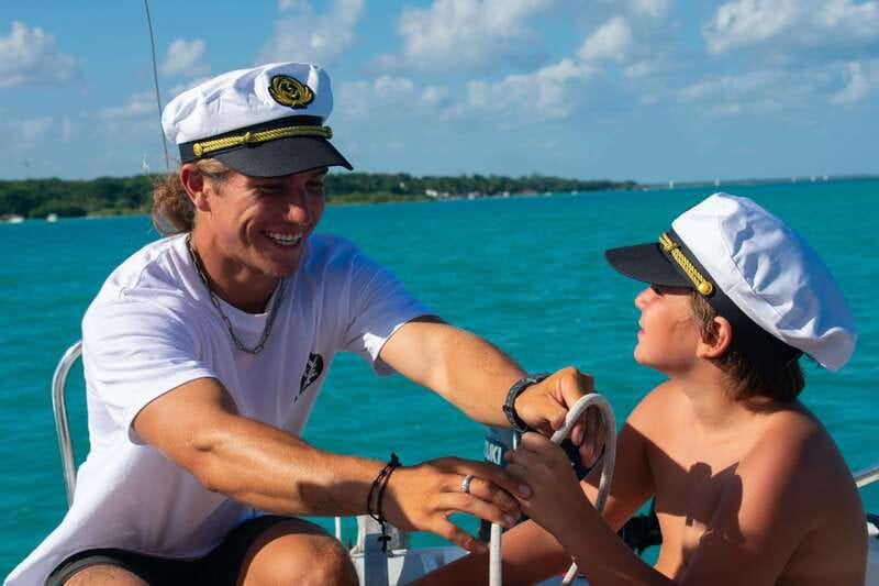 Bacalar: Private Sailboat Tour with Lagoon Swimming - What the three to four hours really feel like