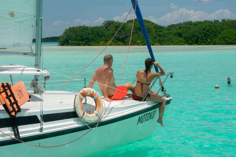 Bacalar: Private Sailboat Tour with Lagoon Swimming - Learning to sail, if you request it