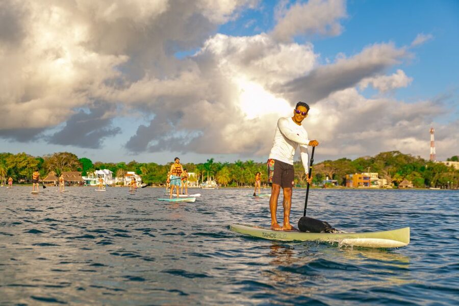 Bacalar: Sunrise Paddleboard Tour with Floating Picnic - The guides make a real difference