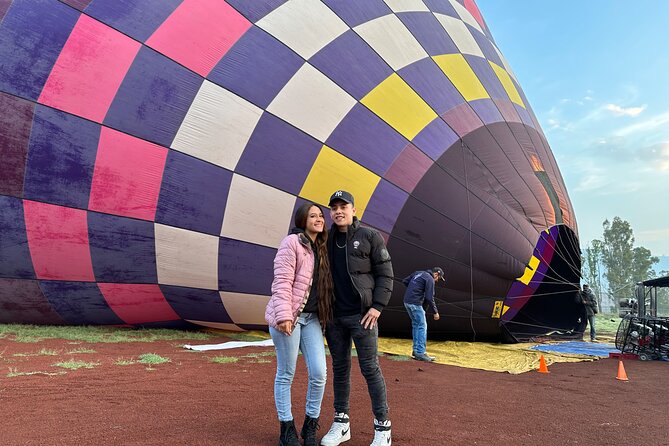 Balloon Flight + Breakfast in a cave + Pick up CDMX + Pyramids - Pulque, tequila, obsidian, and the souvenir-stop question