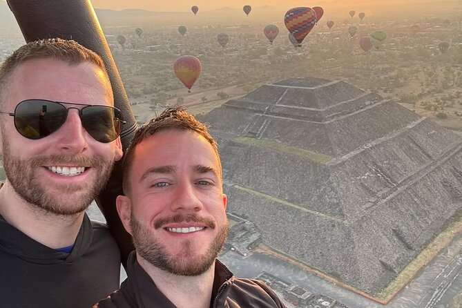 Balloon Flight + Cave Breakfast + Pick Up from CDMX or We Fly - What the $166.92 price really buys