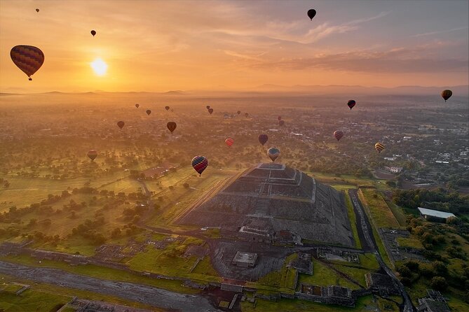 Balloon Flight + Cave Breakfast + Pick Up from CDMX or We Fly - Who will enjoy this morning most