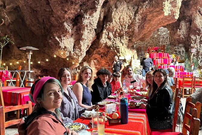 Balloon flight + pick up in CDMX + Breakfast in Cave + Pyramids - Breakfast inside La Cueva Teotihuacán