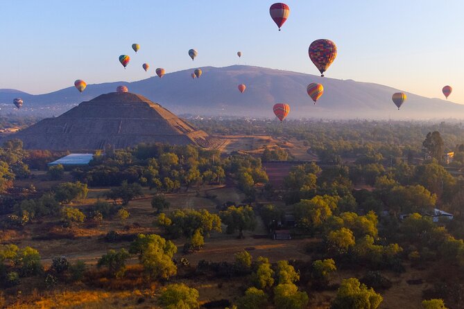 Balloon flight + pick up in CDMX + Breakfast in Cave + Teotihuacan - The 4:20 a.m. pickup and launch-morning routine