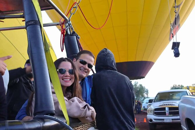 Balloon flight Teotihuacan, Breakfast in a cave Pick up in CDMX - What the eight-hour schedule really means