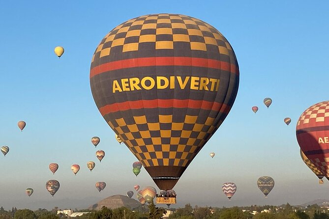 Balloon flight + Transportation + Breakfast in Cave or buffet + Pyramids - Weather, cancellation, and the practical fine print