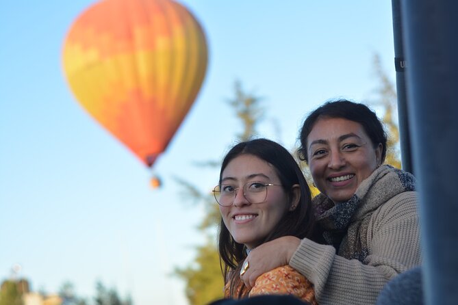 Balloon Flight with Breakfast in Cave and Pyramids of Teotihuacan - Coffee, check-in, and balloon preparation