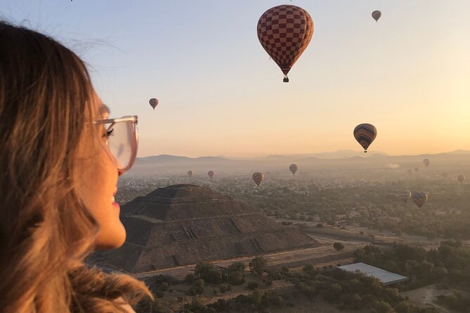 Balloon flight with pyramids tour and transportation from Mexico City - Walking through the Teotihuacan archaeological zone