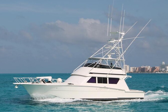 Biggest Luxury Yacht Boat Best in Cancun up to 28 pax - Snorkeling from the yacht
