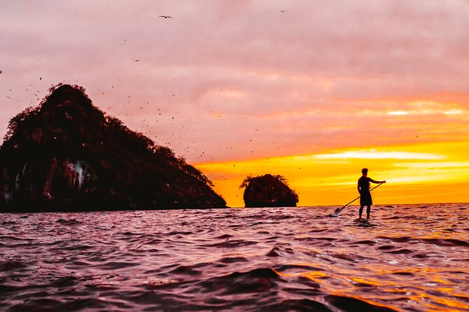 Bioluminescence by kayak or SUP to Los Arcos Puerto Vallarta - Getting ready at the Mismaloya beach club