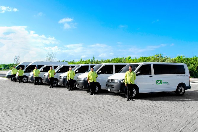 Black Luxury Van WiFi arrivals aboard from Cancun Airport - WhatsApp communication is the real key to the service