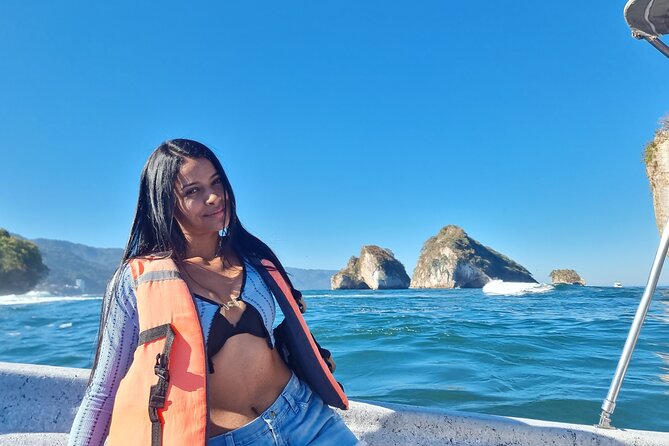 Boat and Snorkel Tour to 5 Islands of Los Arcos - Beach time at Mismaloya