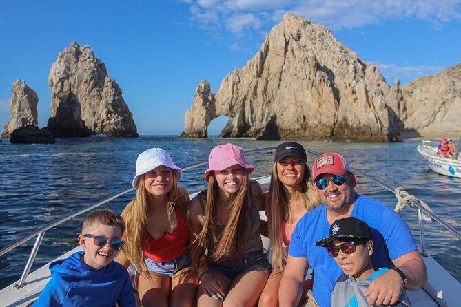 Cabo San Lucas Arch Tour and we go down to Playa del Amor - Seeing Cabo’s famous Arch from the water