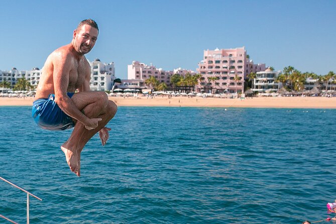 Cabo San Lucas Boat Tour with Snorkeling, Open Bar, and Lunch - Starting at Cabo Marina near the Breathless Hotel