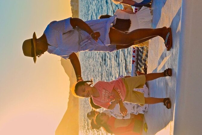 Cabo San Lucas Sunset Cruise with Unlimitted Drinks - El Arco and the short photo stop